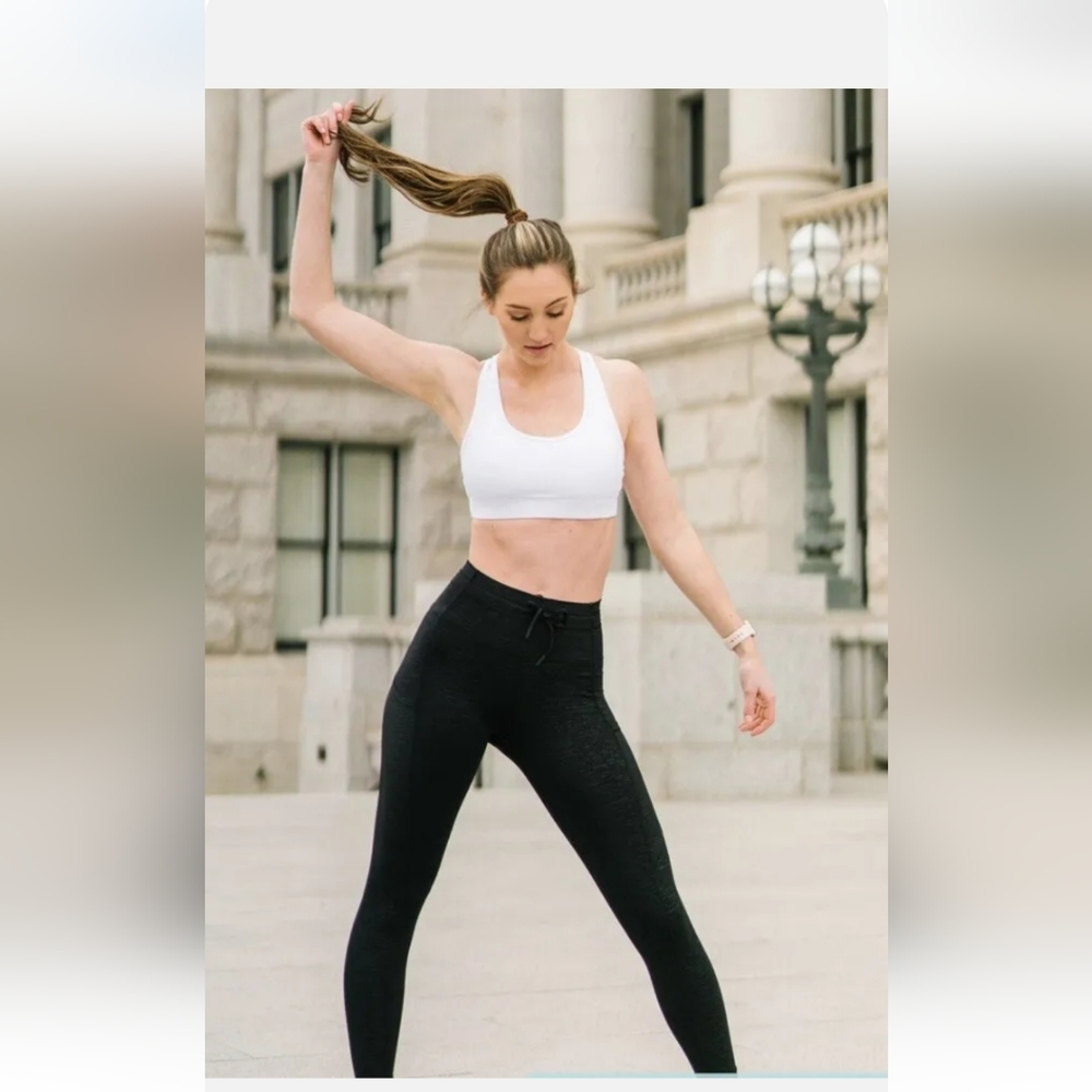 Zyia Battleship cropped pocket legging